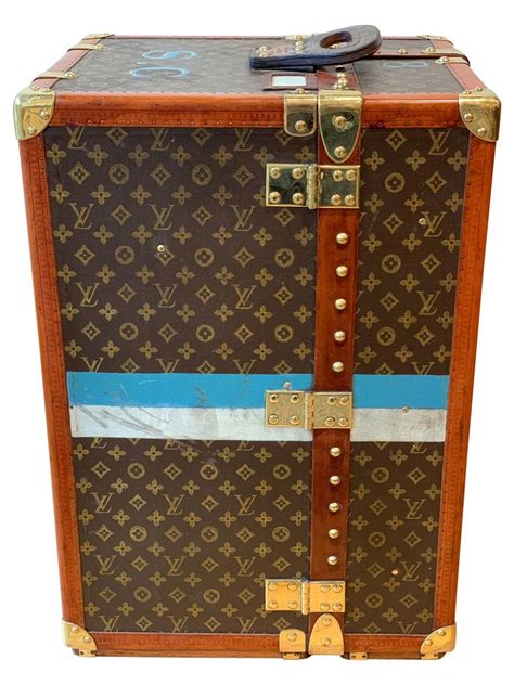 louis vuitton bookcase trunk.